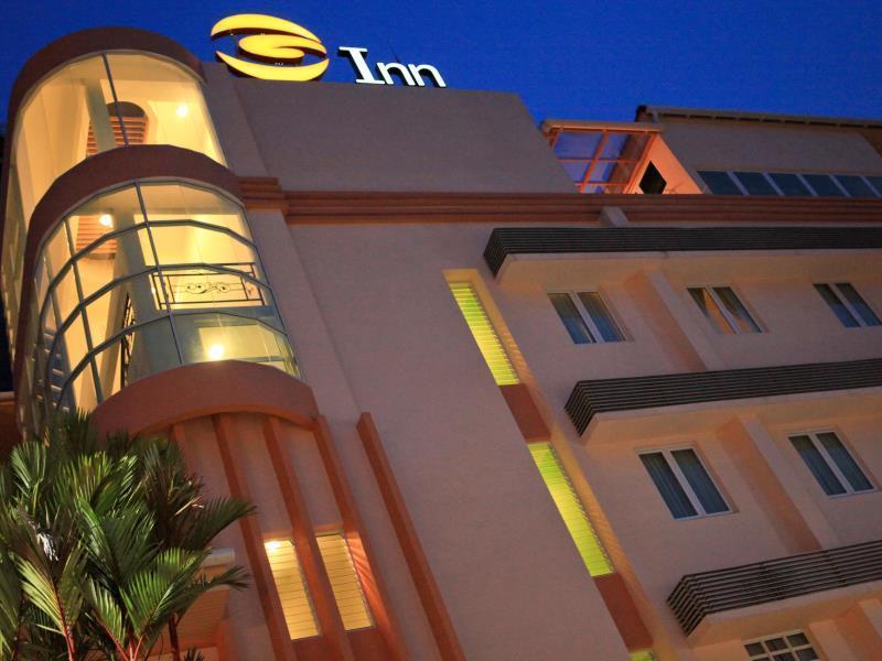 G Inn جورج تاون المظهر الخارجي الصورة